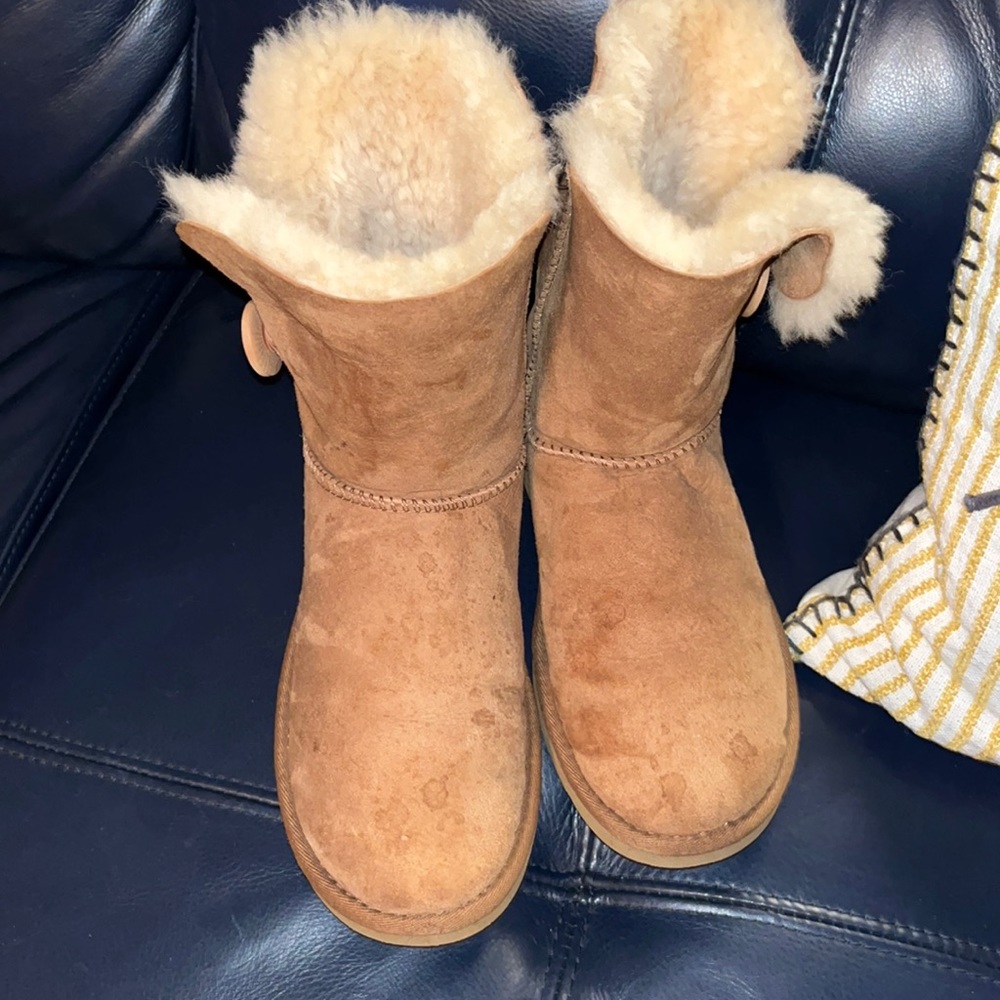 UGG Tan Shearling Ankle Boots